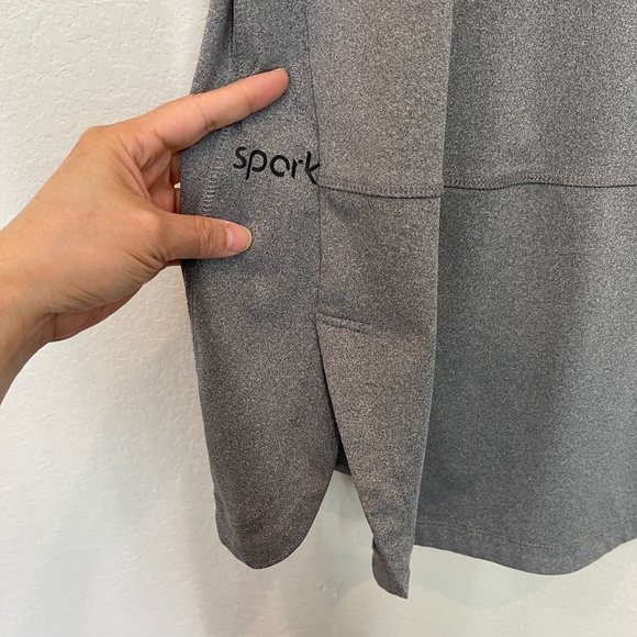 Veil Spark Top Women's L Gray Tunic Running Modest Thumbholes 1/2 Zip Pullover - Picture 7 of 15